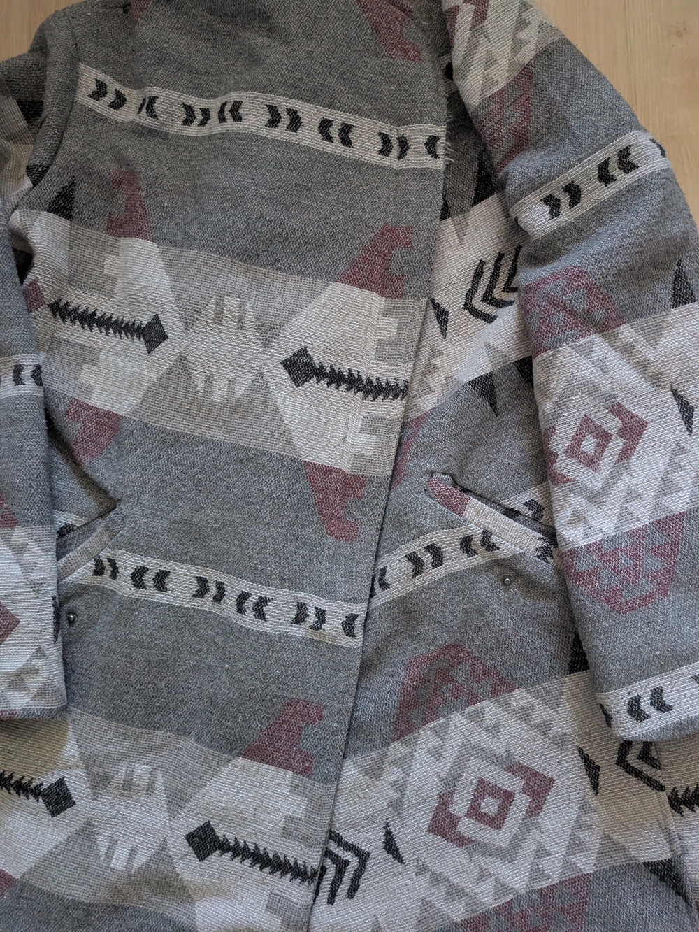 Me Jane Aztec Print Asymmetrical Blanket Coat Sherpa Hood Women’s Size Large - Picture 2 of 7